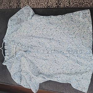 Floral blouse baby blue